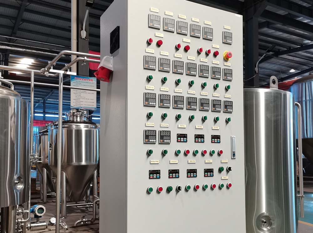 <b>PID Combined Brewhouse&Fermentation Control Panel</b>